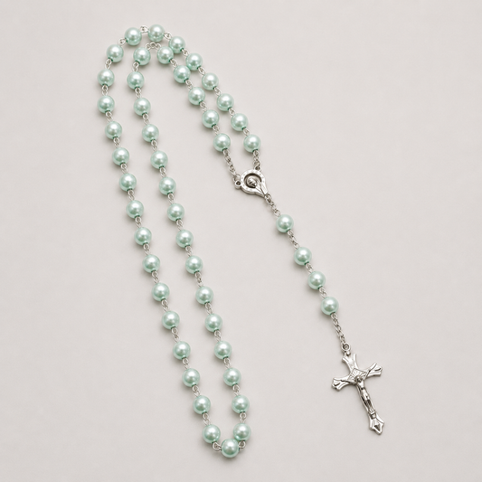 Chapelet perles nacrées vert menthe crucifix argenté - Boutique Jesus
