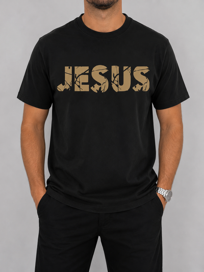 T-shirt noir oversize Jesus porté de face - Boutique Jesus