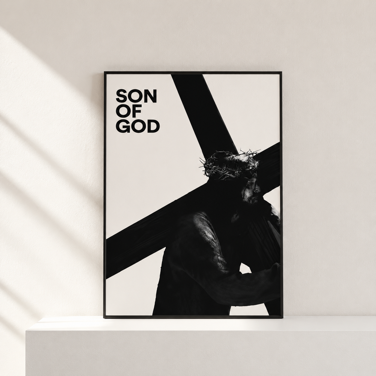 Tableau Son of God Jésus portant la croix encadré 30x40 - Boutique Jesus